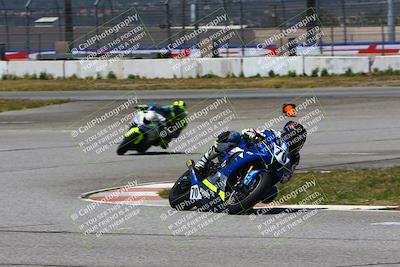 media/Apr-23-2022-Fastrack Riders (Sat) [[cb2d6ae73d]]/LEVEL 4/1PM TURN 6 OUTSIDE/